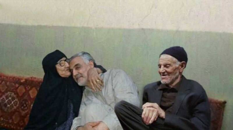 آن لقمههای پاک...