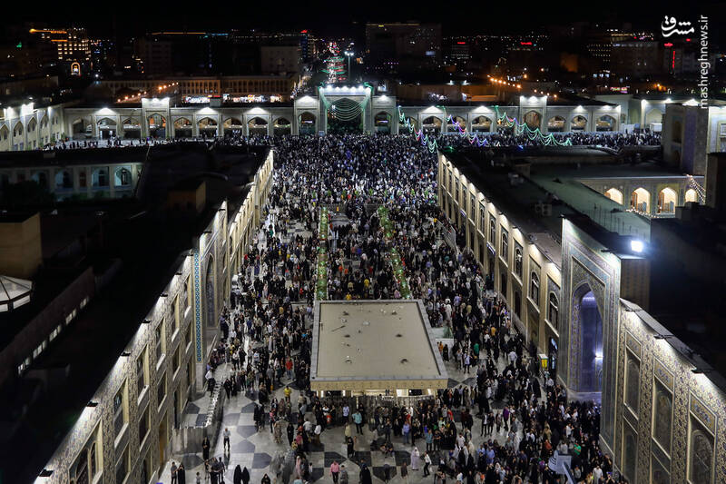 عکس/ نقاره نوازی شب عید قربان در حرم رضوی