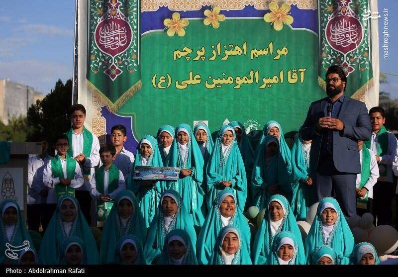 عکس / اهتزاز پرچم منقش به نام حضرت علی (ع) بر فراز همدان 2