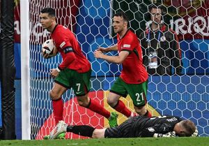 بازگشت پرتغال با تعویضهای طلایی مارتینس