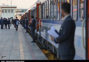 نقص فنی قطار تهران - مشهد رفع شد