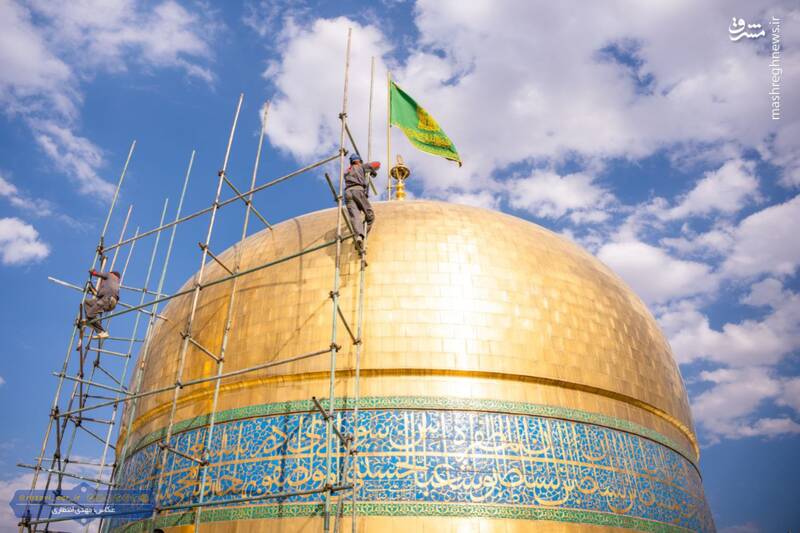 عکس / شستوشو و تنظیف گنبد رضوی در آستانه عید غدیر 8