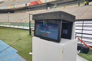 شعار سپاهانیها علیه پرسپولیس / VAR نمایشی در فینال جام حذفی!