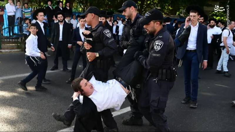 عکس/ بحرانی خدمت سربازی در سرزمین های اشغالی/ درگیری مجدد پلیس رژیم صهیونیستی با حریدیها