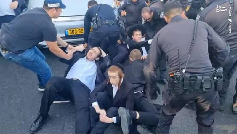 عکس/ بحرانی خدمت سربازی در سرزمین های اشغالی/ درگیری مجدد پلیس رژیم صهیونیستی با حریدیها