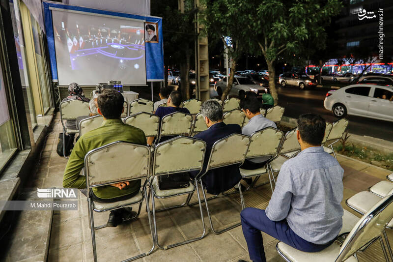 تماشای دومین مناظره چهاردهمین انتخابات ریاست جمهوری- کرج