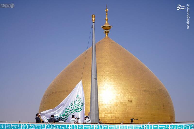 عکس / آیین اهتزاز پرچم غدیر در حرم مطهر علوی 11