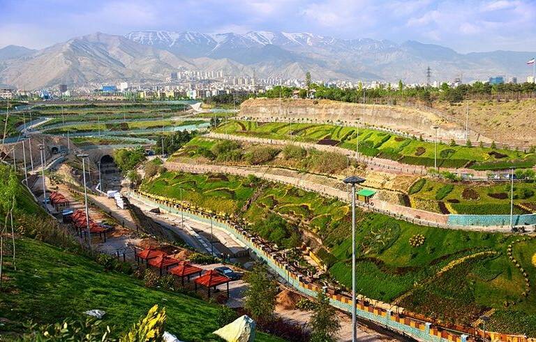 نگاهی به آنچه قالیباف را متمایز میکند / مدیریت «مقتدر توسعهگرا» خار چشم تنزهطلبان + عکس 15