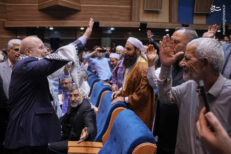 عکس / نشست محمدباقر قالیباف با بزرگان اهل سنت 5