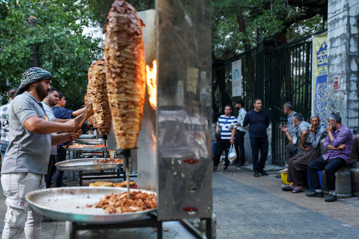 از سور و سات سخاوت تا شور و شادی شیرین کودکان/ وقتی تفاوتها رنگ میبازد/ بارش باران رحمت بر سر دوستداران علی +عکس و فیلم