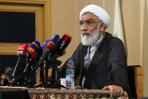 حمایت پورمحمدی از دستاوردهای پزشکیان/ "فرار مالیاتی" در سازمان امور مالیاتی!