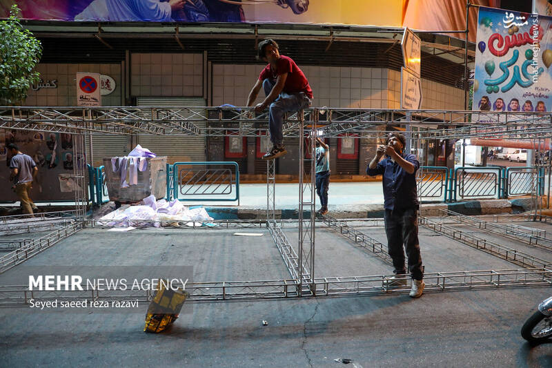 عکس/ آماده سازی غرفههای مهمونی کیلومتری غدیر