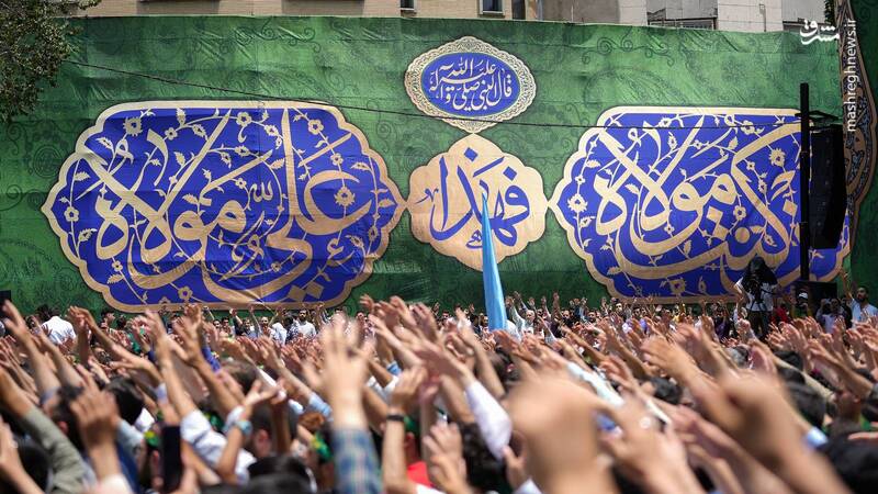 عکس / مراسم جشن ظهر عید غدیر در هیئت رایهالعباس 12