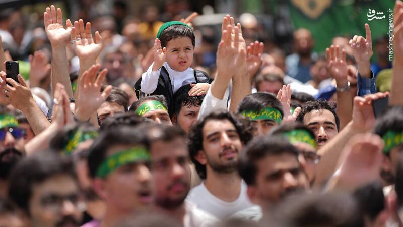 عکس / مراسم جشن ظهر عید غدیر در هیئت رایهالعباس 5