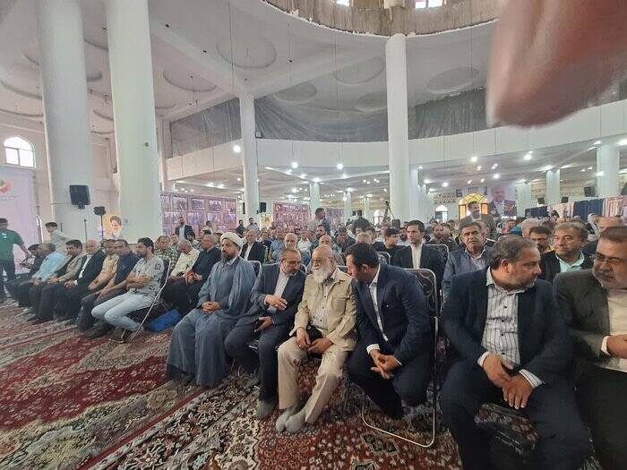 چمران: قالیباف توانمند و کارآمد است 2