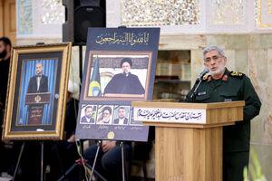عکس / حضور چهره‌ها در چهلمین روز شهادت حسین امیرعبداللهیان