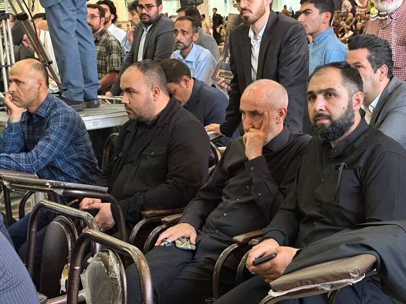 عکس / حضور چهره‌های سرشناس در مراسم چهلم شهدای خدمت در تهران 23
