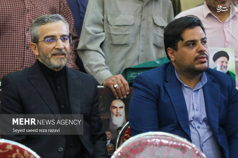 عکس / حضور چهره‌های سرشناس در مراسم چهلم شهدای خدمت در تهران 25