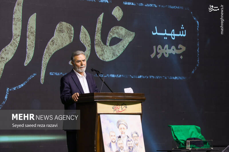 عکس / حضور چهره‌های سرشناس در مراسم چهلم شهدای خدمت در تهران 24