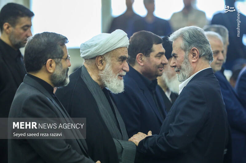 عکس / حضور چهره‌های سرشناس در مراسم چهلم شهدای خدمت در تهران 2