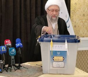 آملی لاریجانی در انتخابات شرکت کرد + عکس