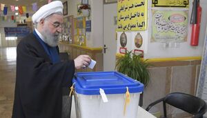 حسن روحانی رای خود را به صندوق انداخت + عکس
