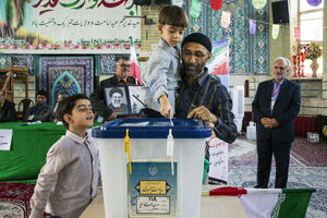 تصاویر حضور ایرانی‌ها در انتخابات ریاست‌ جمهوری(۱)