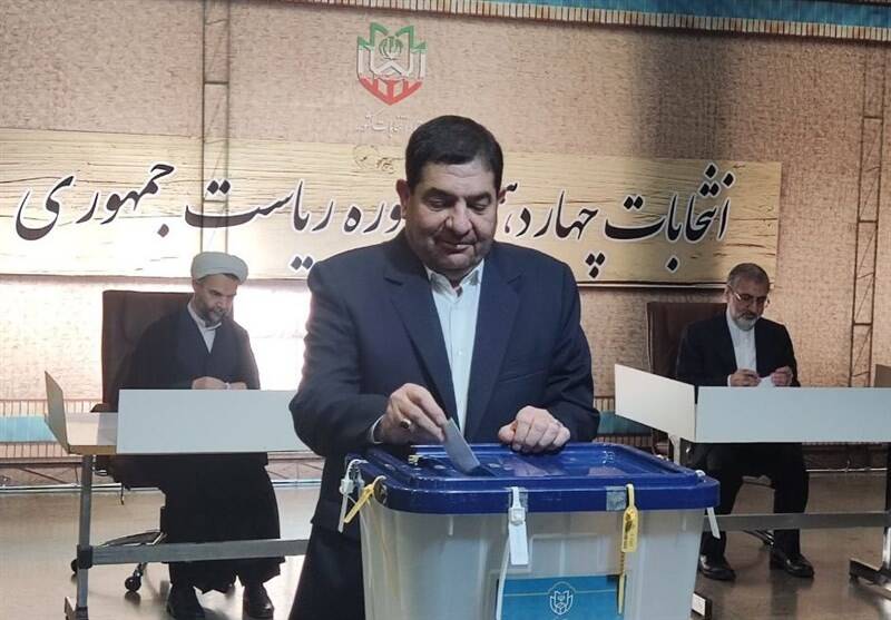 مخبر در انتخابات شرکت کرد+ عکس