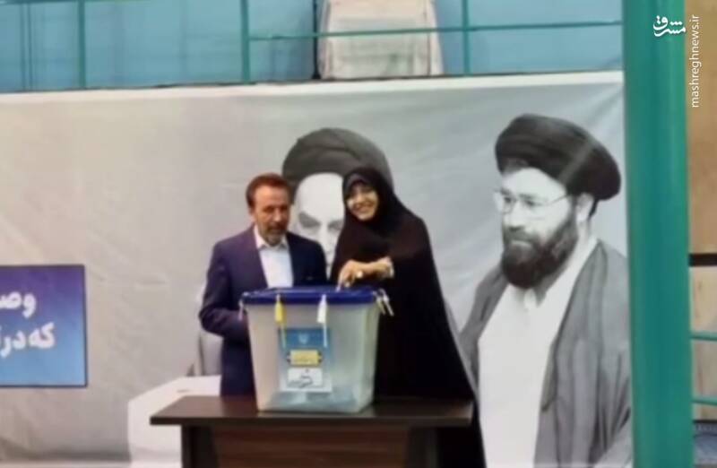 عکس / حضور مقامات و چهرهها در پای صندوقها رای 60