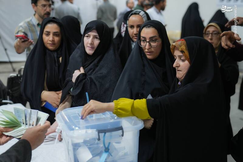 عکس / رای‌گیری انتخابات ریاست‌جمهوری در نجف اشرف 8