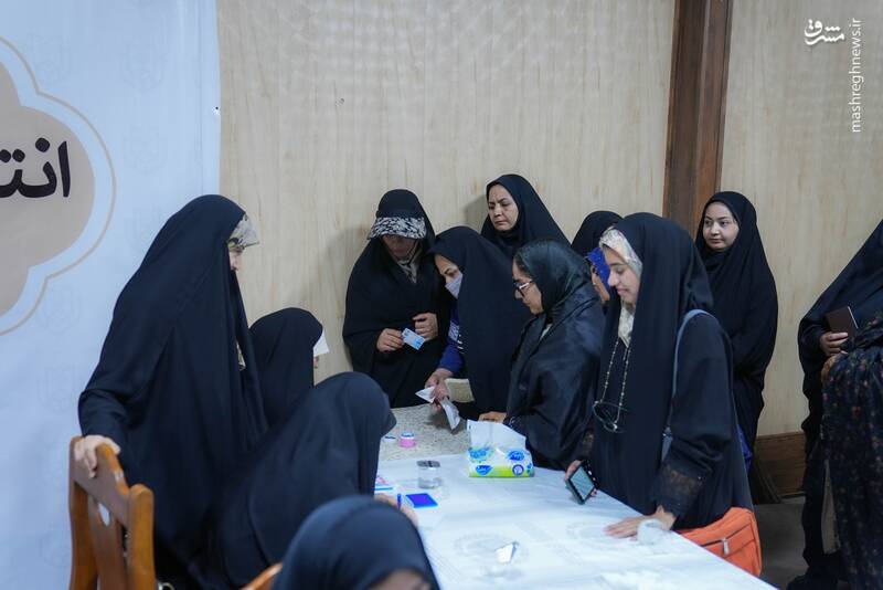 عکس / رای‌گیری انتخابات ریاست‌جمهوری در نجف اشرف 6