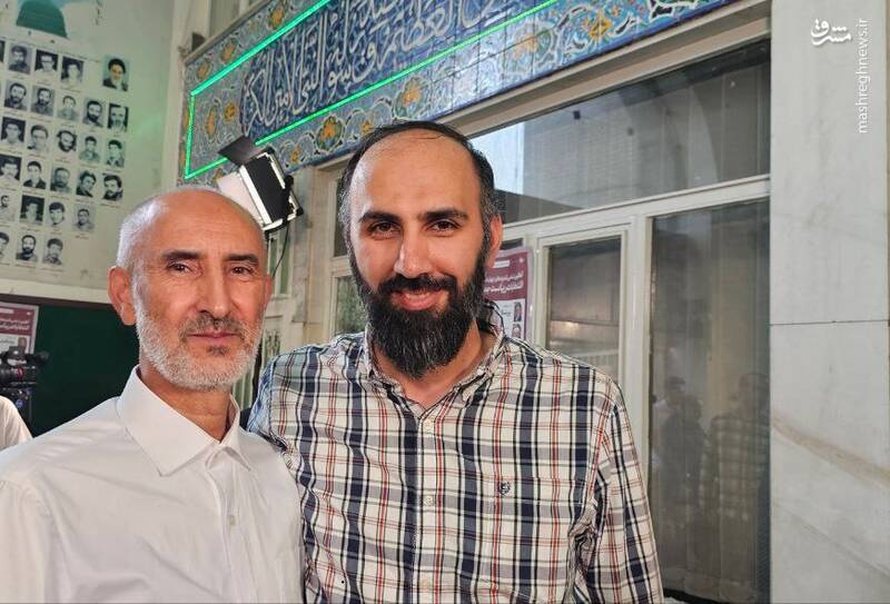 عکس / حضور مقامات و چهرهها در پای صندوقها رای 39