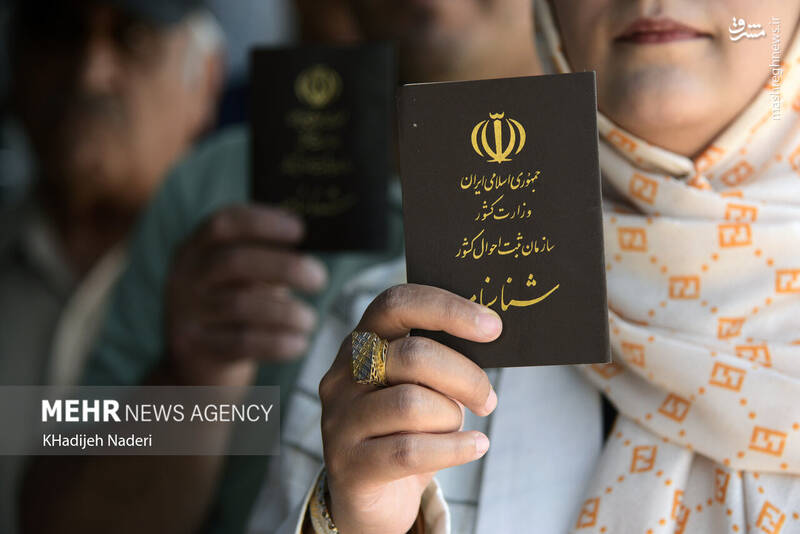 عکس / برگزاری انتخابات ریاست جمهوری در سراسر کشور (1) 71