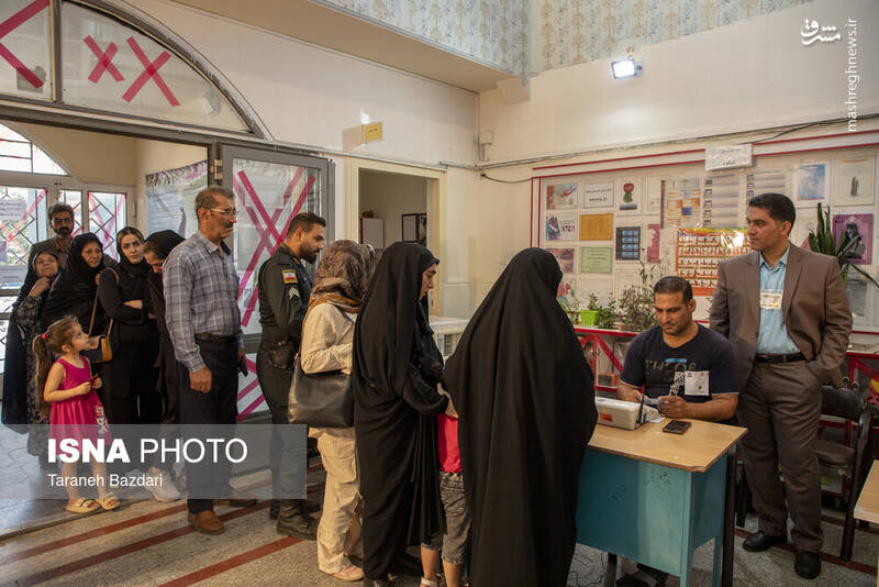 عکس / برگزاری انتخابات ریاست جمهوری در سراسر کشور (1) 112
