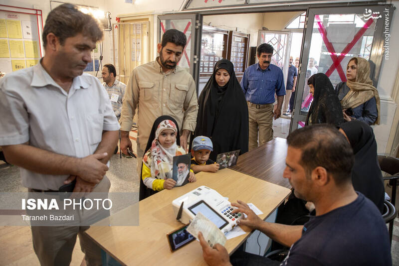 عکس / برگزاری انتخابات ریاست جمهوری در سراسر کشور (1) 110