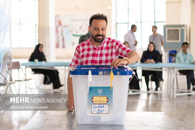 عکس / انتخابات چهاردهمین دوره ریاست جمهوری در نیشابور 5