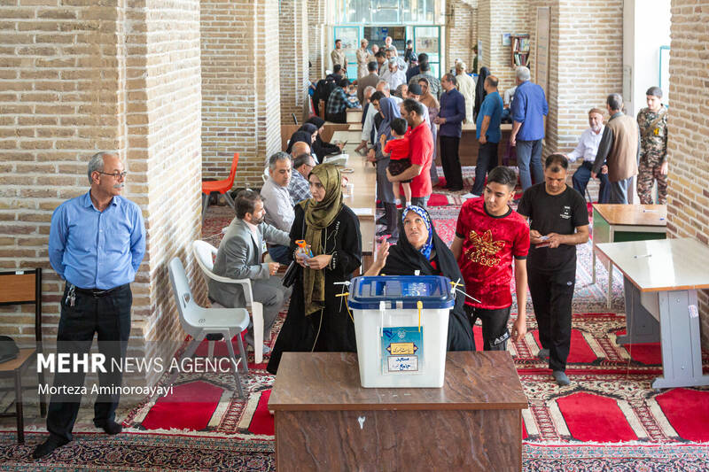 عکس / انتخابات چهاردهمین دوره ریاست جمهوری در نیشابور 15