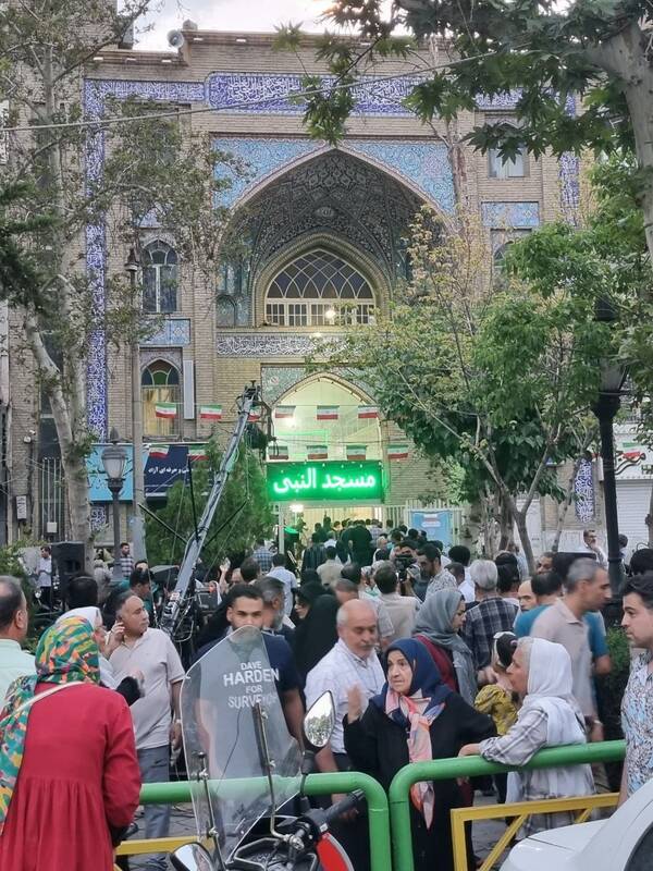 عکس / ازدحام شدید جمعیت در مسجد هفت حوض نارمک