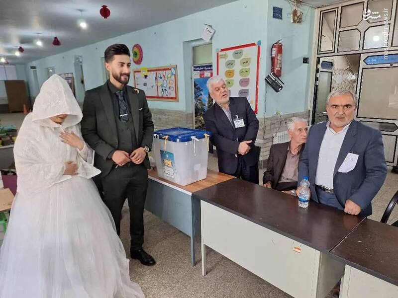 حضور عروس و دامادها پای صندوق های رای + عکس و فیلم 8
