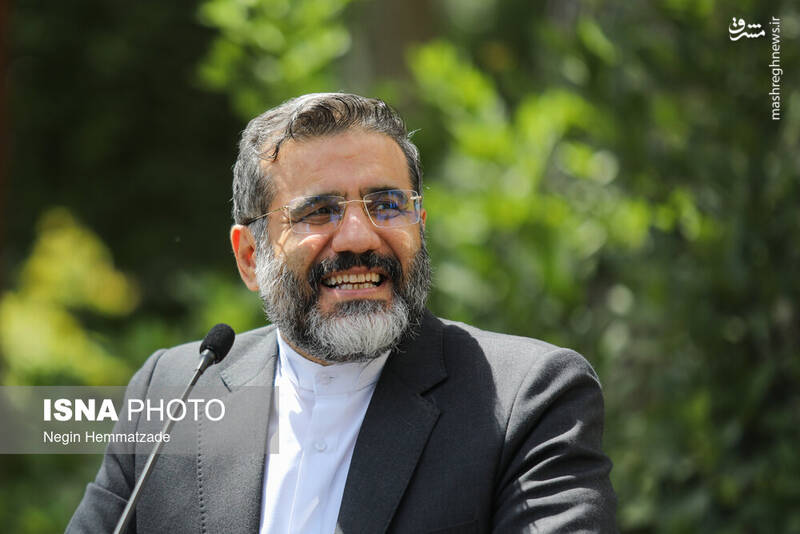 عکس/ حاشیه جلسه هیات دولت در ۱۳ تیر