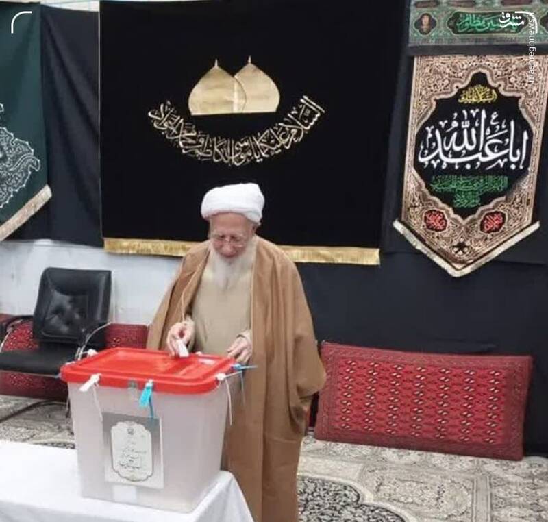 رقابت جلیلی و پزشکیان در دور دوم انتخابات ریاست جمهوری ۱۴۰۳ / زمان اخذ رای تا ساعت ۲۰:۰۰ تمدید شد +عکس و فیلم