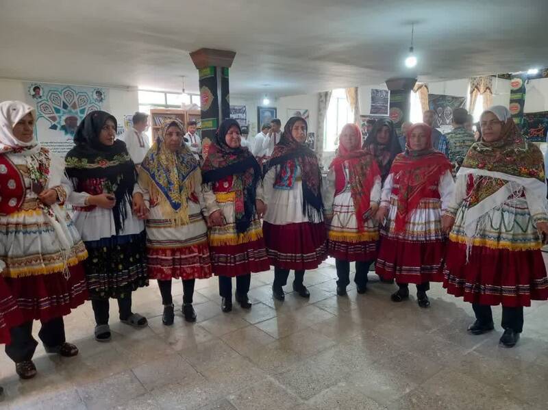 رقابت جلیلی و پزشکیان در دور دوم انتخابات ریاست جمهوری ۱۴۰۳ / زمان اخذ رای تا ساعت ۲۴ تمدید شد/رکورد مشارکت انتخابات سال ۱۴۰۰ شکسته شد +عکس و فیلم