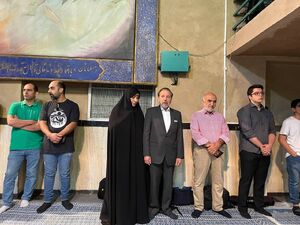 واعظی رای خود را به صندوق انداخت + عکس