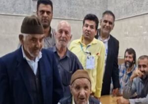 فیلم/حضور پیرمرد ۱۱۵ ساله قزوینی پای صندوق رأی