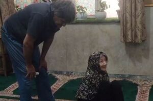 حضور متفاوت یک مادر ایرانی پای صندوق رای
