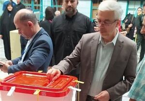 سرلشکر باقری در دور دوم انتخابات شرکت کرد