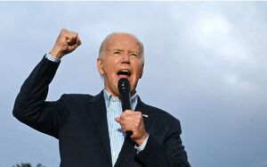 بایدن: افتخار میکنم اولین رئیسجمهور زن سیاهپوست هستم!