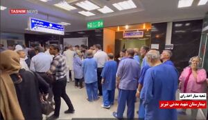 فیلم/ صف بیماران و کادر درمان بیمارستان شهید مدنی تبریز برای دادن رای
