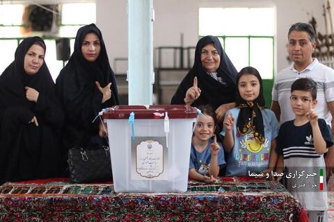 عکس/ لحظههای ناب انتخابات