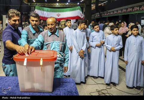 عکس/ لحظههای ناب انتخابات